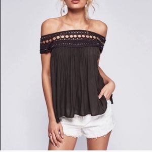 Free People FEEL FREE TOP Brown Sleeveless Crochet Gunmetal Grommet Size Large